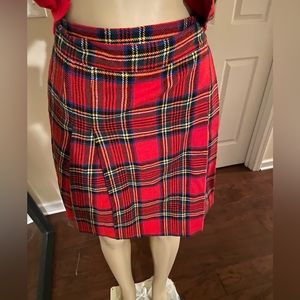 Vintage 2 piece Set
Vest And Pleats Wrap Skirt